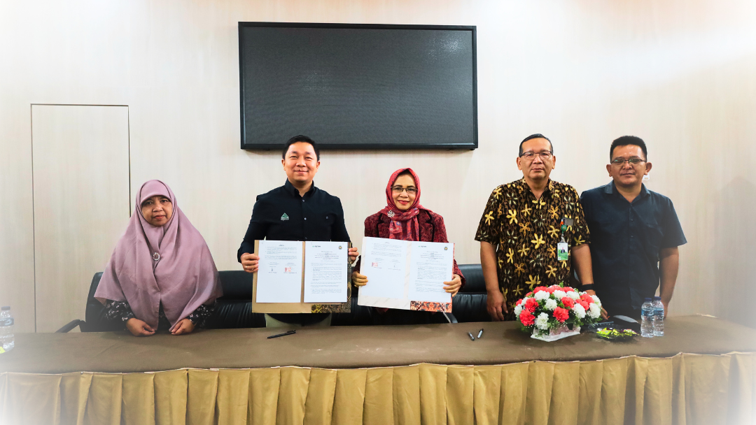 Signing of Cooperation Agreement between PT. Agrari and USU Faculty of Agriculture and Public Lecture